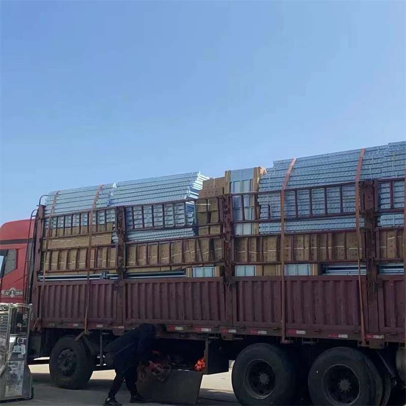 山东淄博临淄到新疆阿勒泰富蕴县物流公司，一站式服务